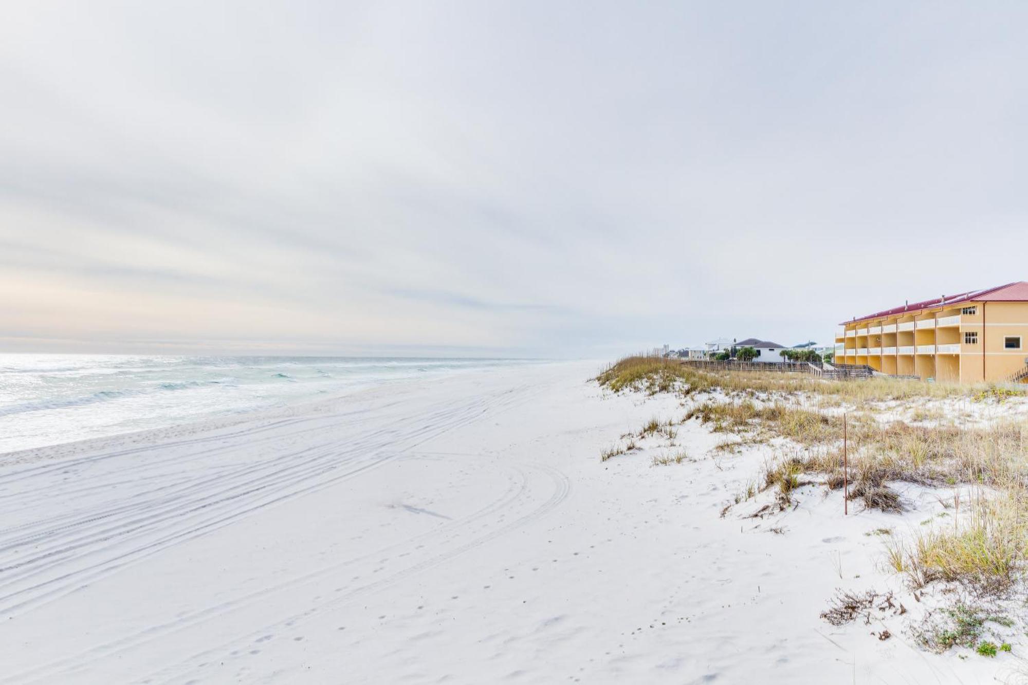 Pensacola Beach Condo With Patio And Access To Beach! Buitenkant foto