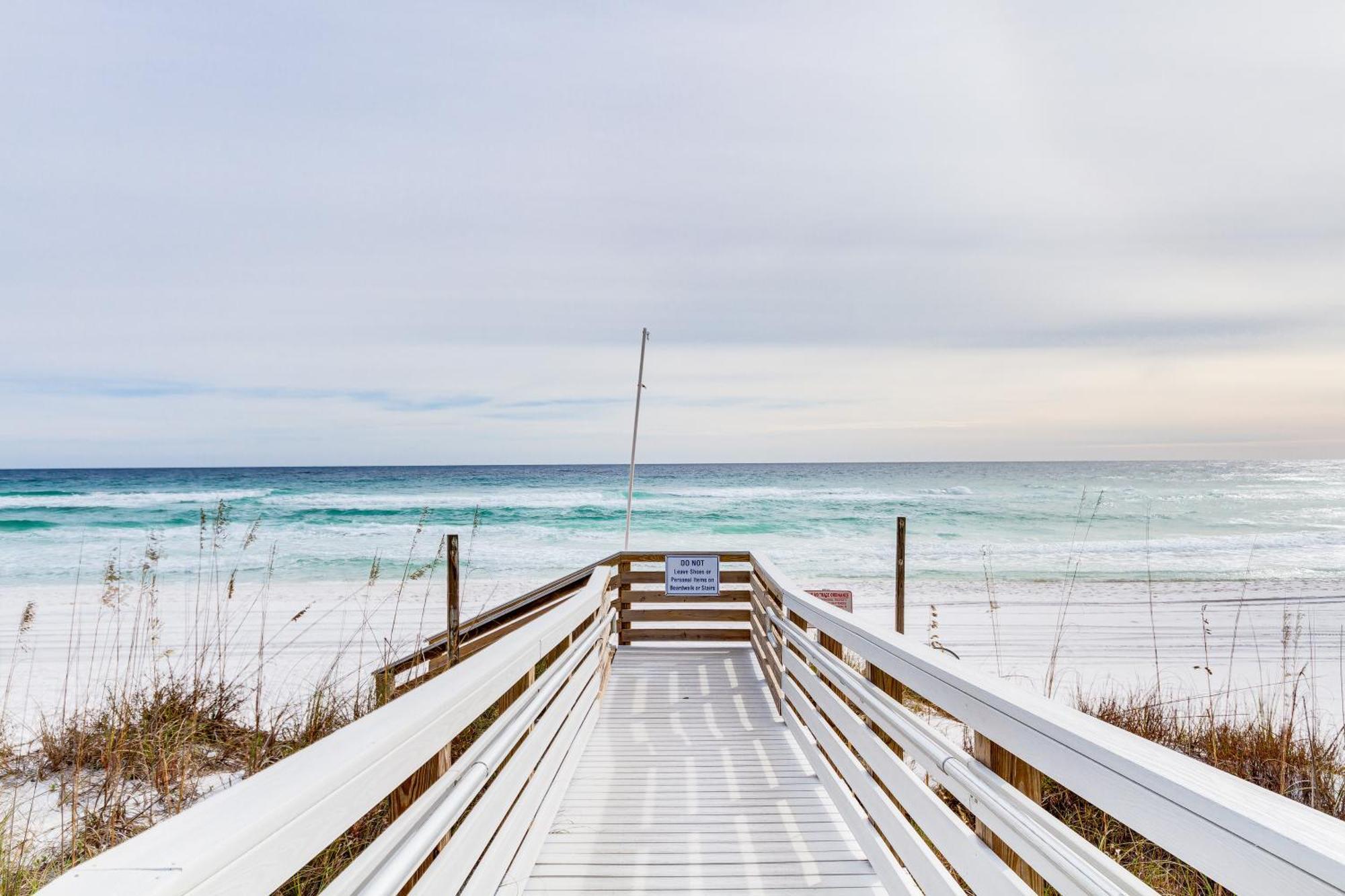 Pensacola Beach Condo With Patio And Access To Beach! Buitenkant foto